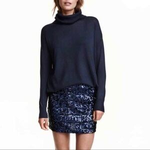 Square stitched sequin mini skirt